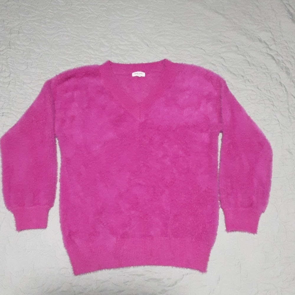 Sweet Love Fuzzy Purple V-Neck Sweater Size 1XL/2XL.